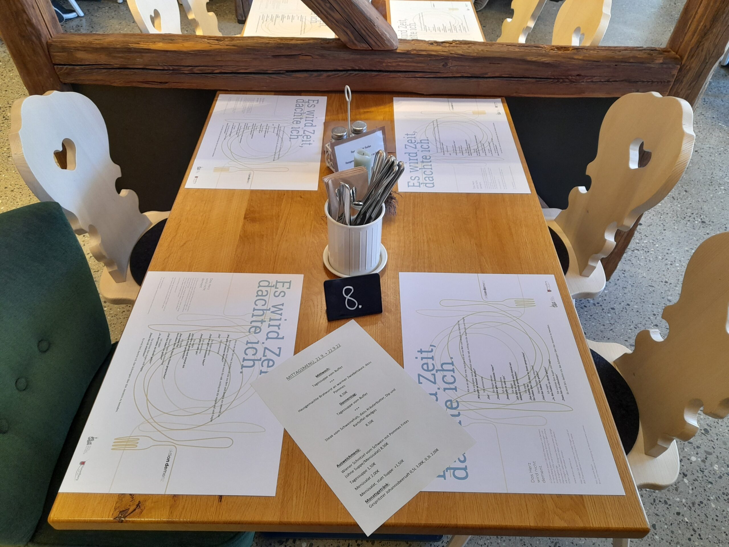 Literarische Tischsets der Aktion Demenz